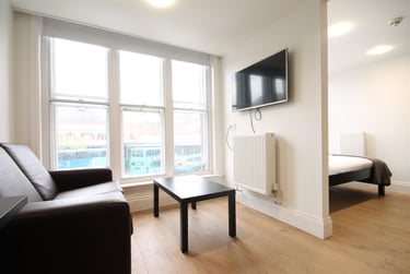1 bed studio, The Bruce Building, Denton, Newcastle, NE17RP - Image 1
